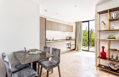 La Croix-Valmer Villa | Villa Colibri St Tropez French Riviera 10-bd