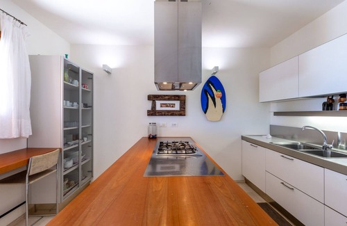 Chia Villa | Villa Corbezzolo has it all: private pool & jacuzzi, sea views and near beach