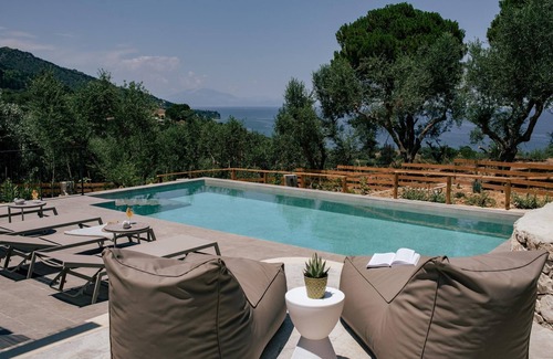 Vasilikos Villa | Villa Cossoro Ena in Zakynthos