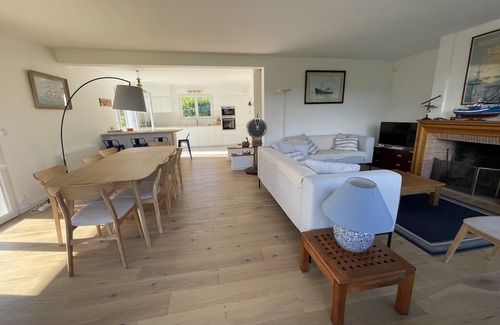 Ciboure Villa | Villa D'exception Avec Piscine et vue Pyrénées 6 Chambres