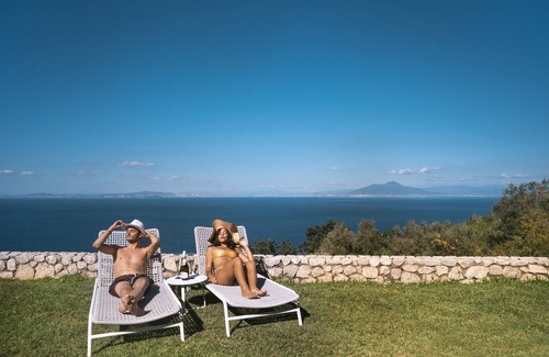 Anacapri Apartment | Villa DAlessandro Carmela, private apartment and private hot jacuzzi