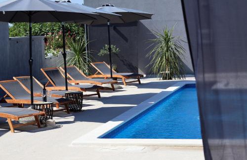 Posedarje Villa | Villa Dalmatia with pool