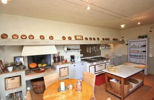 San Casciano dei Bagni Villa | Villa Danilo by PosarelliVillas