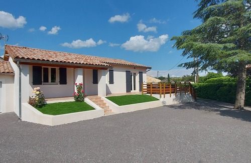Lavilledieu Villa | Villa Dans Village sud Ardéche Avec Piscine Privée