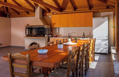 Malevizi Villa | Villa David Heraklion