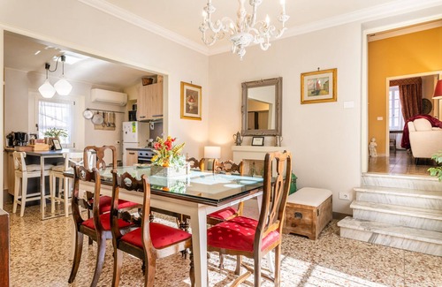Lucca Historical Center Apartment | Villa De' Maestri - with private inner elevator since May 2025, in the center