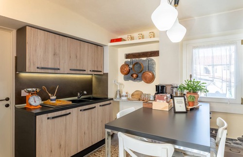 Lucca Historical Center Apartment | Villa De' Maestri - with private inner elevator since May 2025, in the center