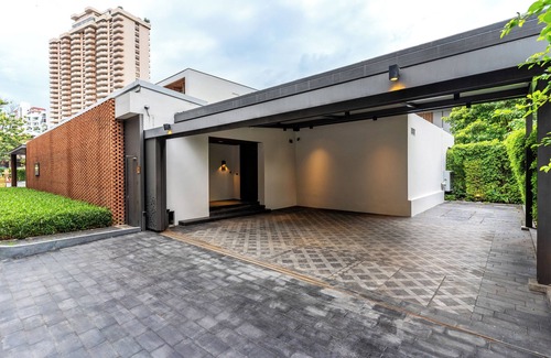 Thung Maha Mek Villa | Villa Deva Resort & Hotel Bangkok