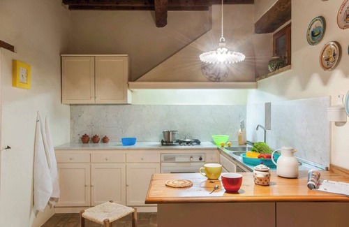 Cartoceto Villa | Villa Deda 12&2 by Marche Holiday Villas