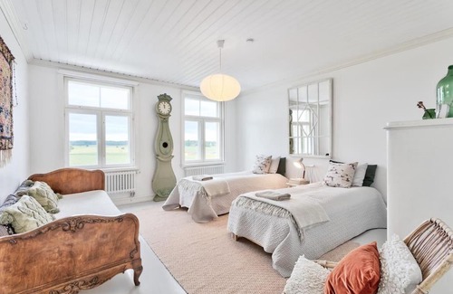 Degerby Villa | Villa Degerby - 330m2 Lux Manor w/Heated Pool, Spa