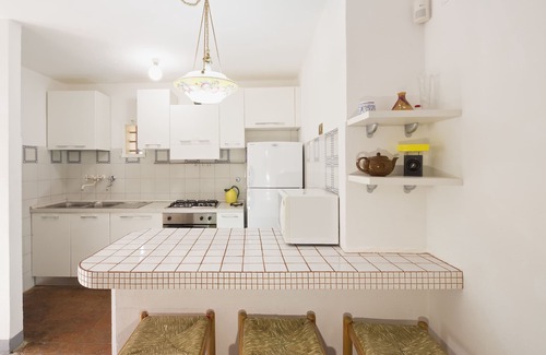 Siena Villa | Villa del cielo with caminetto