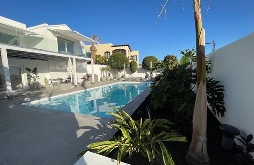 Playa del Cable Villa | Villa del Mar - Beachhouse