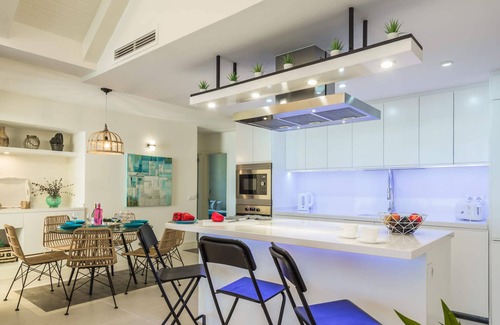 Caleta de Fuste Villa | Villa Del Mar by Villa Plus