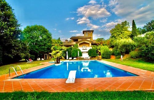 Ficulle Villa | Villa del Nibbio luxury villa with pool in Umbria