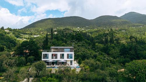Gardone Riviera Villa | Villa Dolce Vista