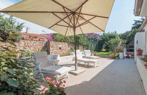 Portobello Villa | Villa Du Soleil with Garden, Terrace and Wi-Fi