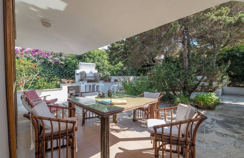 Portobello Villa | Villa Du Soleil with Garden, Terrace and Wi-Fi