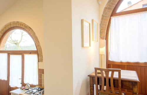 Simignano Villa | Villa Ebe: An elegant and welcoming two-story villa in the characteristic style of the Tuscan countryside, with Free WI-FI.