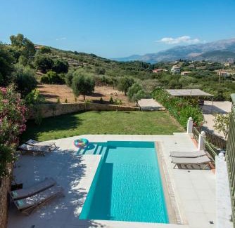 Lakithra Villa | Villa Eleftheria, Lakithra - Spacious luxury villa with pool and stunning views