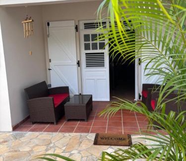 Ducos Villa | Villa Elise Jolie Maison , Piscine, WiFi, pour 7 personnes
