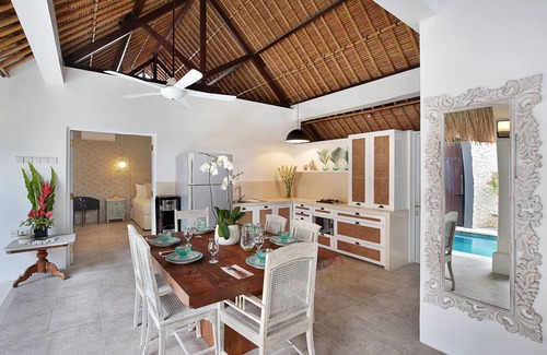 Central Seminyak Villa | Villa Elleo