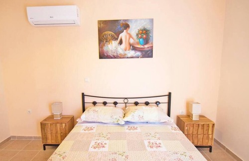 Minia Villa | Villa Elpida at Minies