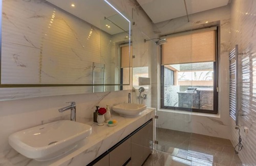 El Aggada Villa | Villa Emilie By Jimmy and Jason