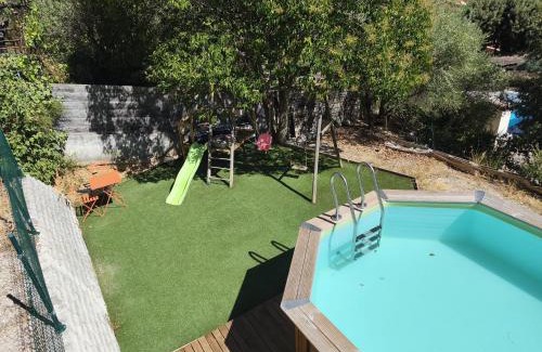 Cabasse Villa | Villa en Provence cheminée et vue dominante