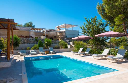Kalamitsi Villa | Villa Endless Blue