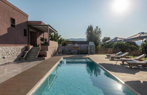 Agia Villa | Villa Enny, 3 BD with Private Heated Pool