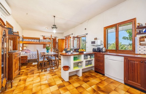 Deia Villa | Villa "Es Porcho" with Private Garden & Wi-Fi