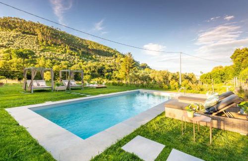 Pieve di Compito Villa | Villa Ester, a Stylish Farmhouse on the Hills