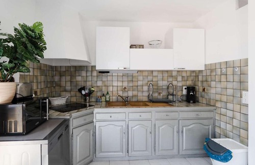 Foulquines Villa | Villa familiale spacieuse à Narbonne-Plage pour 6 pers, parking privé, animaux admis - FR-1-409-194