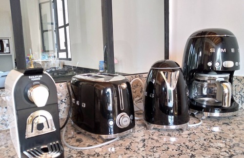 Ida Ougourd Villa | Villa Flora, beautiful garden and pool!