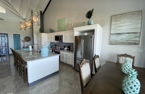 Galina Villa | Villa G Seaside Villa in Galina
