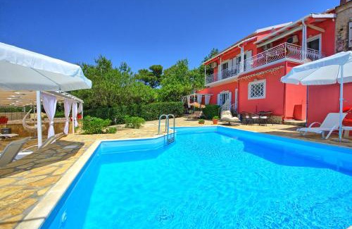 Perithia Villa | Villa Giador by PosarelliVillas