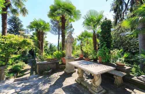 Dizzasco Villa | Villa Gina by Quokka 360 - historic Villa on the Lake Como