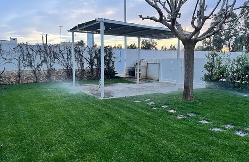 Savelletri Apartment | Villa Giorgia, with large garden 50 meters from the beautiful sea of Savelletri.