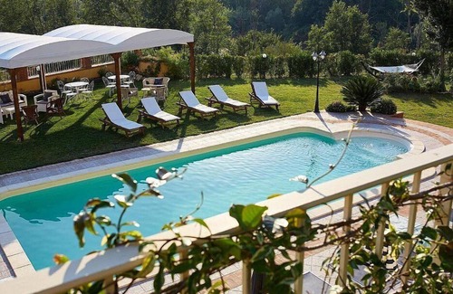 Giungano House | Villa Giuncalia D: A welcoming apartment surrounded by the greenery, with Free WI-FI.