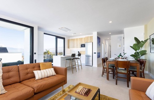 Los Realejos House | Villa 'Gorvorana Norte' mit Infinity-Pool