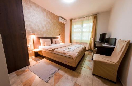 Backa Topola Hotel | Villa Gurman 024