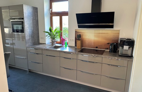 Cossebaude Apartment | Villa Harmonie-erdgeschoss - 3x Schlafzimmer Dampfsauna Playstation 4 Terrasse