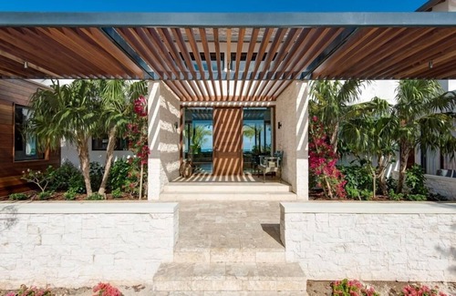 Leeward Settlement Villa | Villa Hawksbill - Located in Magnificent Grace Bay with Private Pool