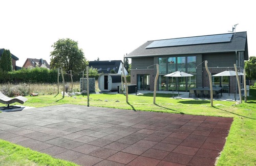 Dorfmark Apartment | Villa Heidetraum, 20 guests, sauna, pool
