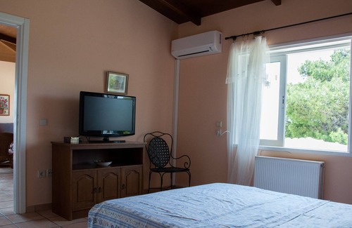 Kato Sounion Villa | Villa Hera At Cape Sounion