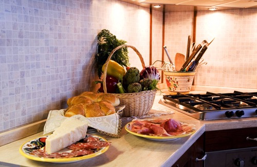 Porrena Villa | VILLA HOMES ARNO pool private use.