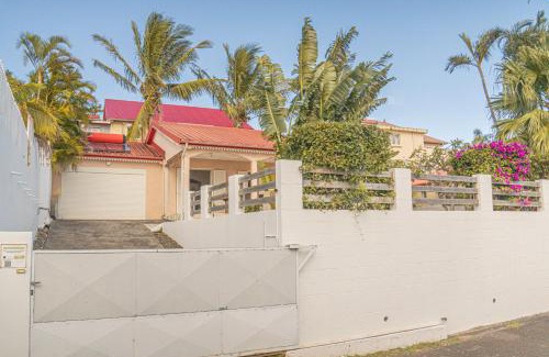 Sainte Marie Villa | Villa Ile d'Eden - Vue mer-Piscine - By Sister Home