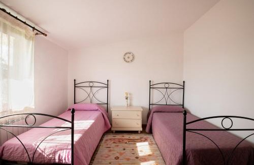 Manziana Villa | Villa immersed in green Isola dei Cavalli