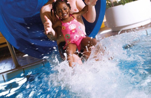 Bruinisse Villa | Villa in Bruinisse with Sauna and Garden