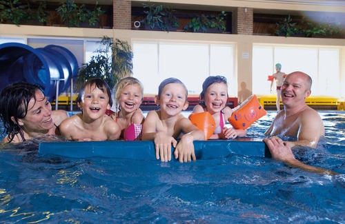 Bruinisse Villa | Villa in Bruinisse with Sauna and Garden